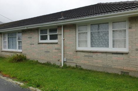 Photo of property in 303a Waiwhetu Road, Fairfield, Lower Hutt, 5011