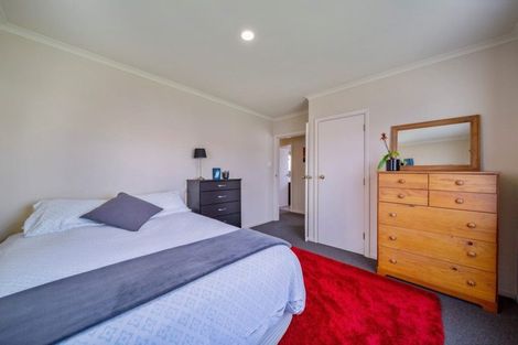 Photo of property in 50 Lismore Street, Merrilands, New Plymouth, 4312