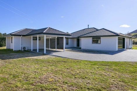 Photo of property in 1 Lemonwood Lane, Kinloch, Taupo, 3377