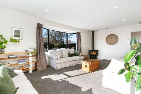 Photo of property in 8 Oldham Crescent, Halswell, Christchurch, 8025