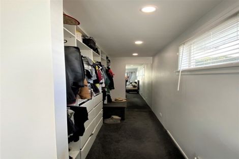 Photo of property in 5 Ruawai Road, Mount Wellington, Auckland, 1060