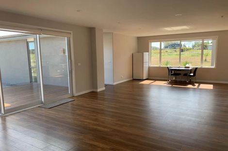 Photo of property in 6 Throttle Close, Dairy Flat, Albany, 0794