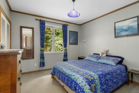 Photo of property in 496 Stokes Valley Road, Stokes Valley, Lower Hutt, 5019