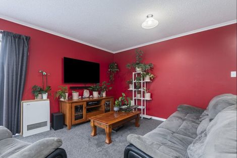 Photo of property in 9a Rolleston Street, Hokowhitu, Palmerston North, 4410