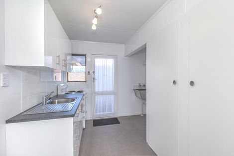 Photo of property in 72 Hokio Beach Road, Levin, 5510