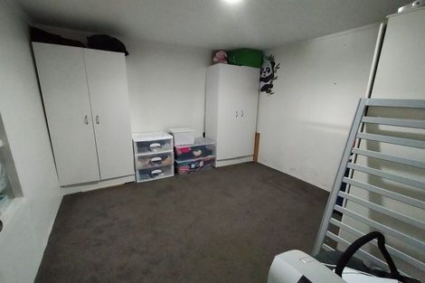 Photo of property in 30 Ellis Avenue, Mount Roskill, Auckland, 1041