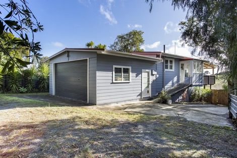 Photo of property in 51 James Mcleod Road, Shelly Beach, Helensville, 0874