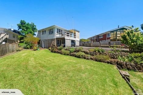 Photo of property in 25a Rodney Street, Howick, Auckland, 2014