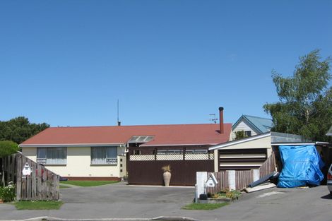 Photo of property in 11 Luxton Place, Rangiora, 7400