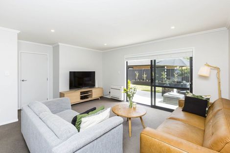 Photo of property in 11 Ashington Road, Silverstream, Upper Hutt, 5019