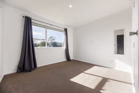 Photo of property in 22 Cypress Grove, Paraparaumu, 5032