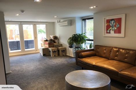 Photo of property in 46 Taupo Street, Green Bay, Auckland, 0604