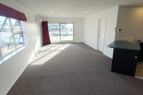 Photo of property in 8 Girton Terrace, Mount Cook, Wellington, 6021