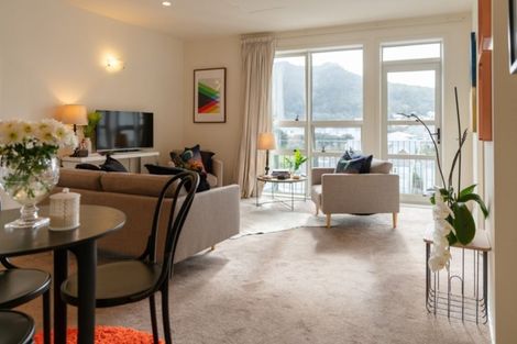 Photo of property in Stadium Garden Flats, 402/107 Thorndon Quay, Pipitea, Wellington, 6011