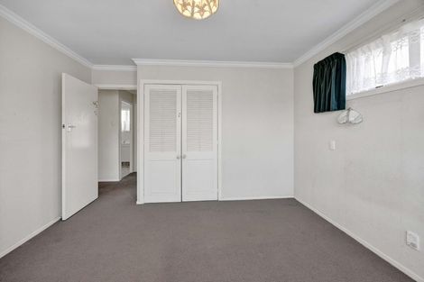 Photo of property in 46 Cumberland Street, Merrilands, New Plymouth, 4312
