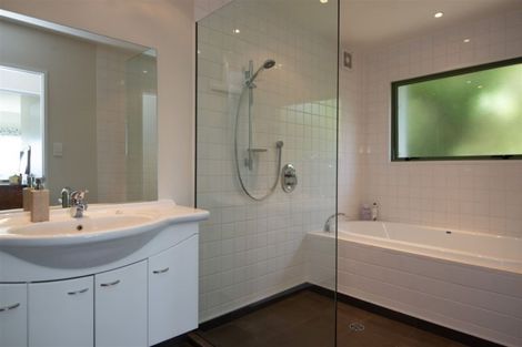 Photo of property in 42 Woodlau Rise, Huntsbury, Christchurch, 8022