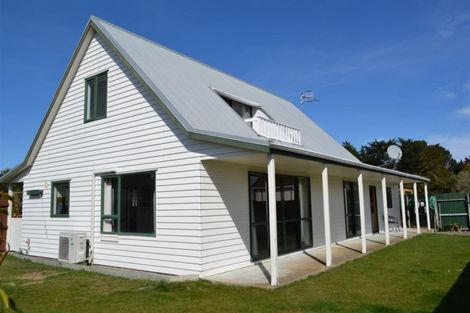 Photo of property in 33a Broadway Avenue, Waikuku Beach, 7473