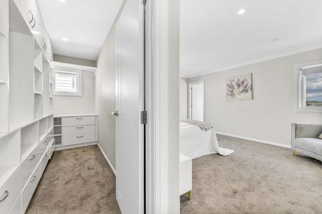 Photo of property in 16 Evelina Lane, Flat Bush, Auckland, 2019
