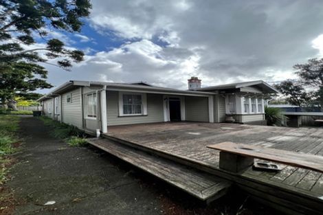 Photo of property in 370 West Coast Road, Glen Eden, Auckland, 0602