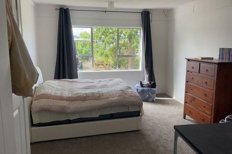 Photo of property in 8 Acacia Road, Torbay, Auckland, 0632