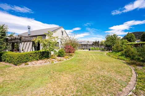 Photo of property in 2 Snowberry Street, Albert Town, Wanaka, 9305