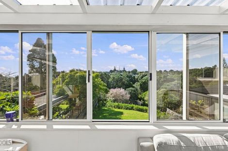 Photo of property in 27 Wairau Road, Oakura, 4314