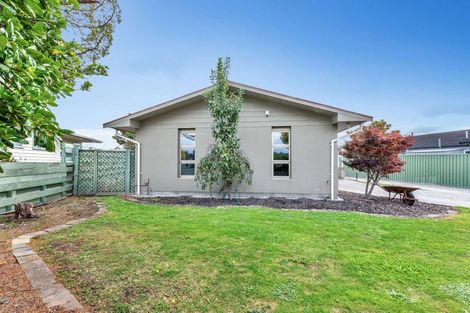 Photo of property in 34 John F Kennedy Drive, Milson, Palmerston North, 4414