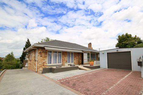 Photo of property in 166 Cambridge Road, Hillcrest, Hamilton, 3216