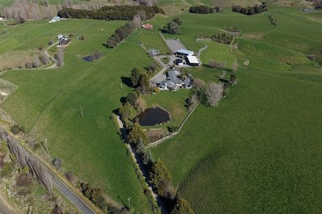 Photo of property in Te-puna Wedding Venue, 375 Lethbridge Road, Feilding, 4779
