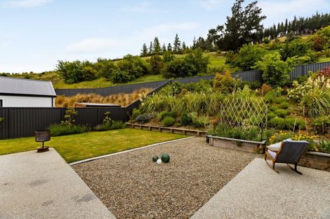 Photo of property in 28 Naylor Street, Clyde, 9330