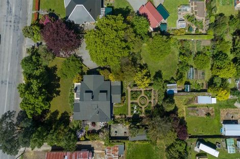 Photo of property in 17 Parsonage Road, Waimate, 7924