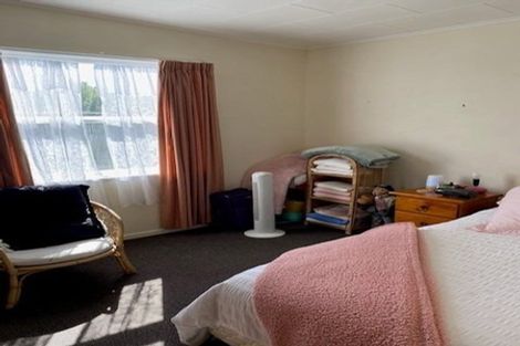 Photo of property in 2/1305 Cardiff Place, Mayfair, Hastings, 4122