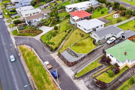Photo of property in 62 Awanui Street, Merrilands, New Plymouth, 4312