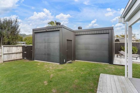 Photo of property in 105 Blane Place, Whangamata, 3620