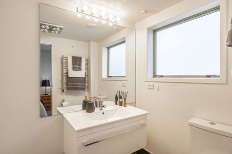 Photo of property in 21b Maida Vale Road, Roseneath, Wellington, 6011