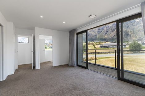 Photo of property in 1a Rannoch Drive, Jacks Point, Queenstown, 9371