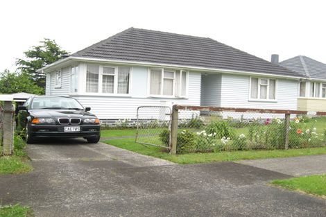 Photo of property in 9 Farnborough Crescent, Mangere, Auckland, 2022