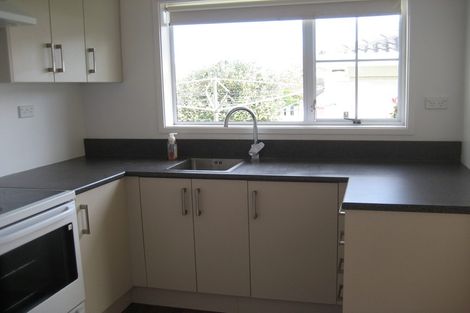 Photo of property in 2/14 Trafalgar Road, Milford, Auckland, 0620