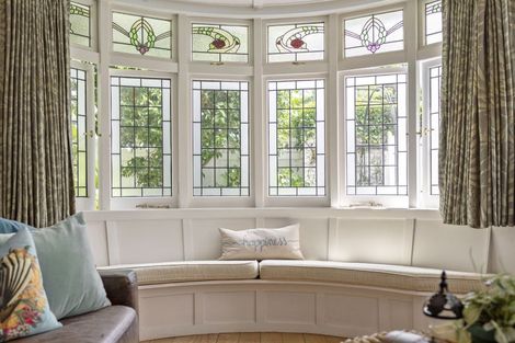 Photo of property in 1 Grove Road, Devonport, Auckland, 0624