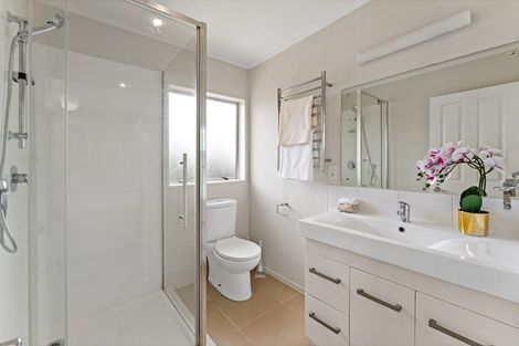 Photo of property in 4/15 Edendale Road, Somerville, Auckland, 2014