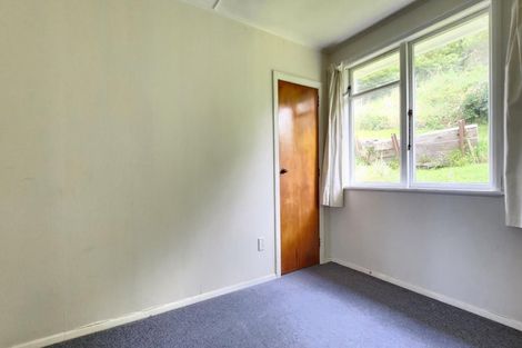 Photo of property in 44 Hindmarsh Street, Johnsonville, Wellington, 6037