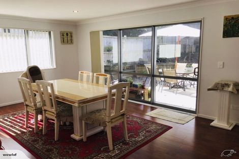 Photo of property in 1 Bangla Place, Massey, Auckland, 0614
