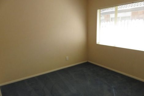 Photo of property in 12 Belcoo Crescent, East Tamaki, Auckland, 2013