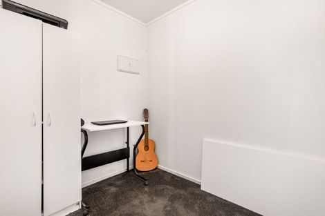 Photo of property in 3a Domain Road, Weymouth, Auckland, 2103