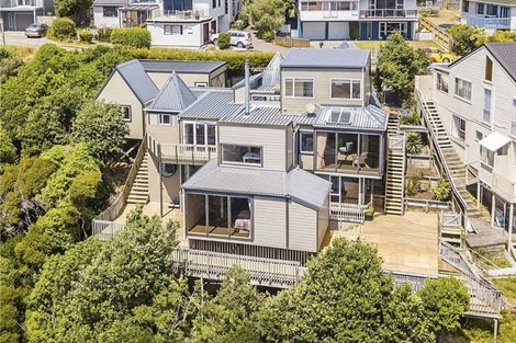 Photo of property in 13 Ettrick Grove, Papakowhai, Porirua, 5024