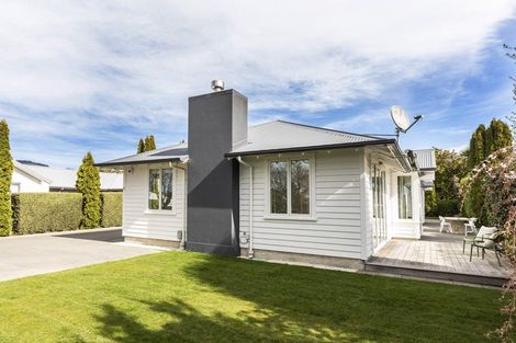 Photo of property in 3 Wherstead Road, Cashmere, Christchurch, 8022