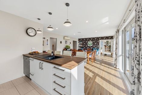 Photo of property in 12 Kawakawa Street, Pegasus, 7612