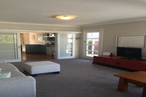 Photo of property in 5 Beachville Road, Redcliffs, Christchurch, 8081