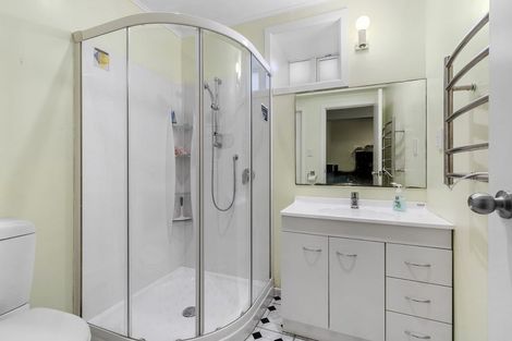 Photo of property in 58 Chester Road, Tawa, Wellington, 5028