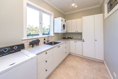 Photo of property in 299 Saint Hill Street, Whanganui, 4500